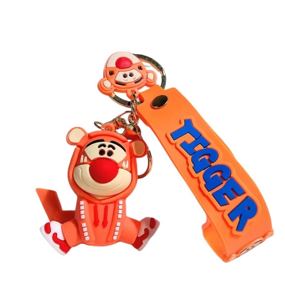 Disney Tigger Winnie the Pooh Keychain Wristlet Bag Charm - Picture 1 of 1